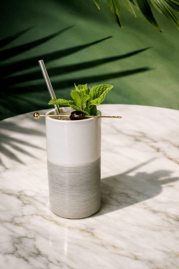 Mai Tai Cocktail mit Caribbean Rum Project Multi Origin Blended Rum